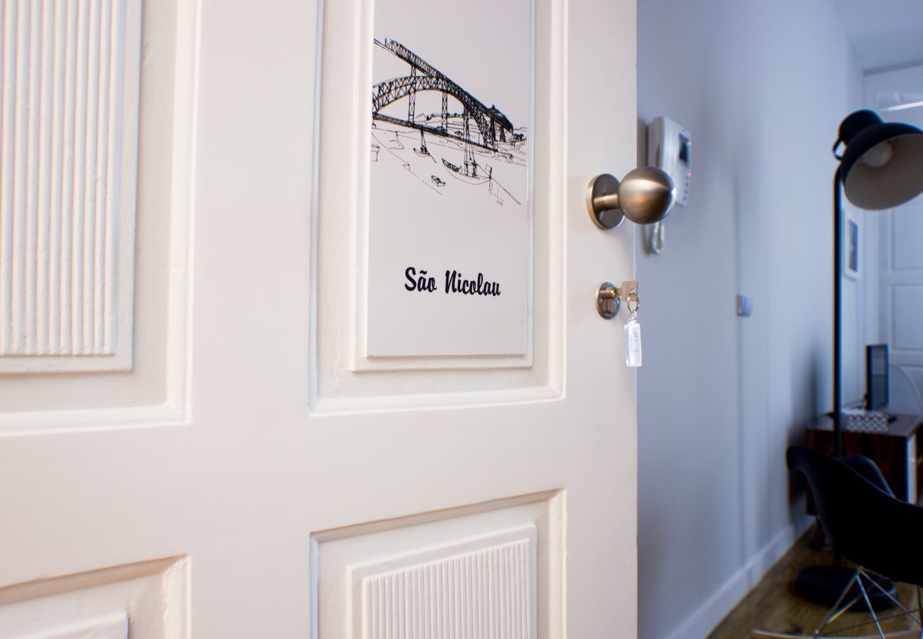 Estudio en Oporto - São Nicolau - Studio wtih balcony and garden view