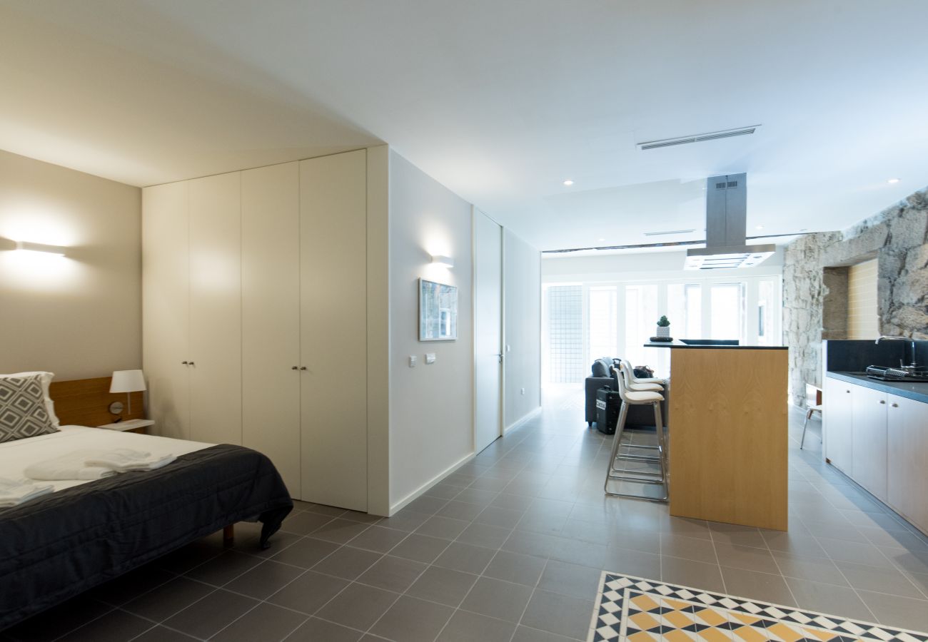 Estudio en Oporto - D. Maria Pia - River View Open Space Apartment