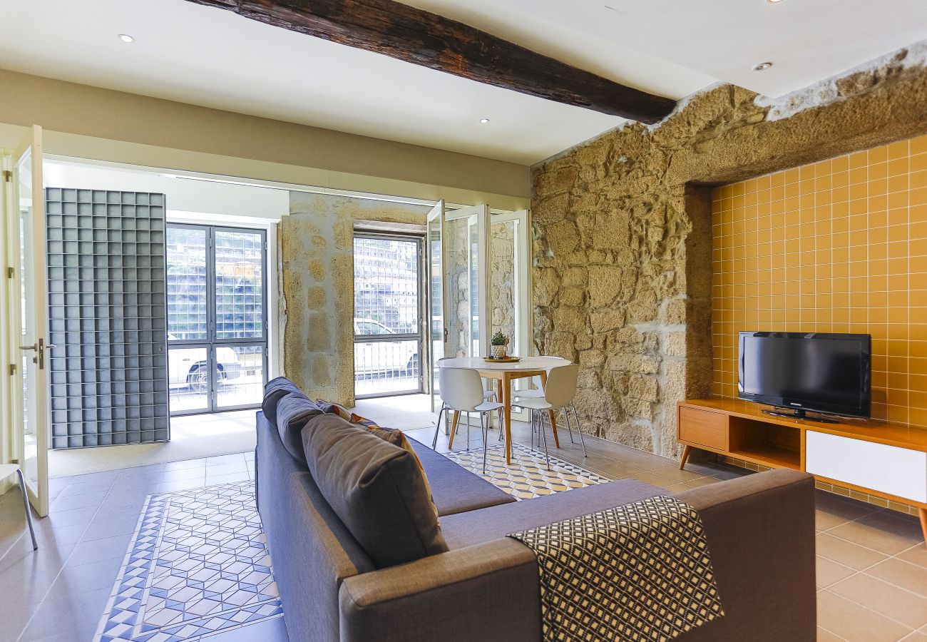 Estudio en Oporto - D. Maria Pia - River View Open Space Apartment