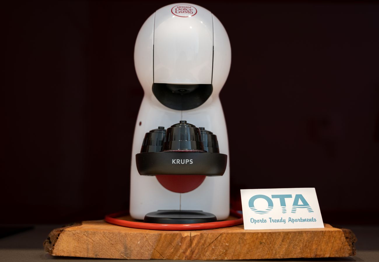 Studio à Porto - São Nicolau - Studio wtih balcony and garden view