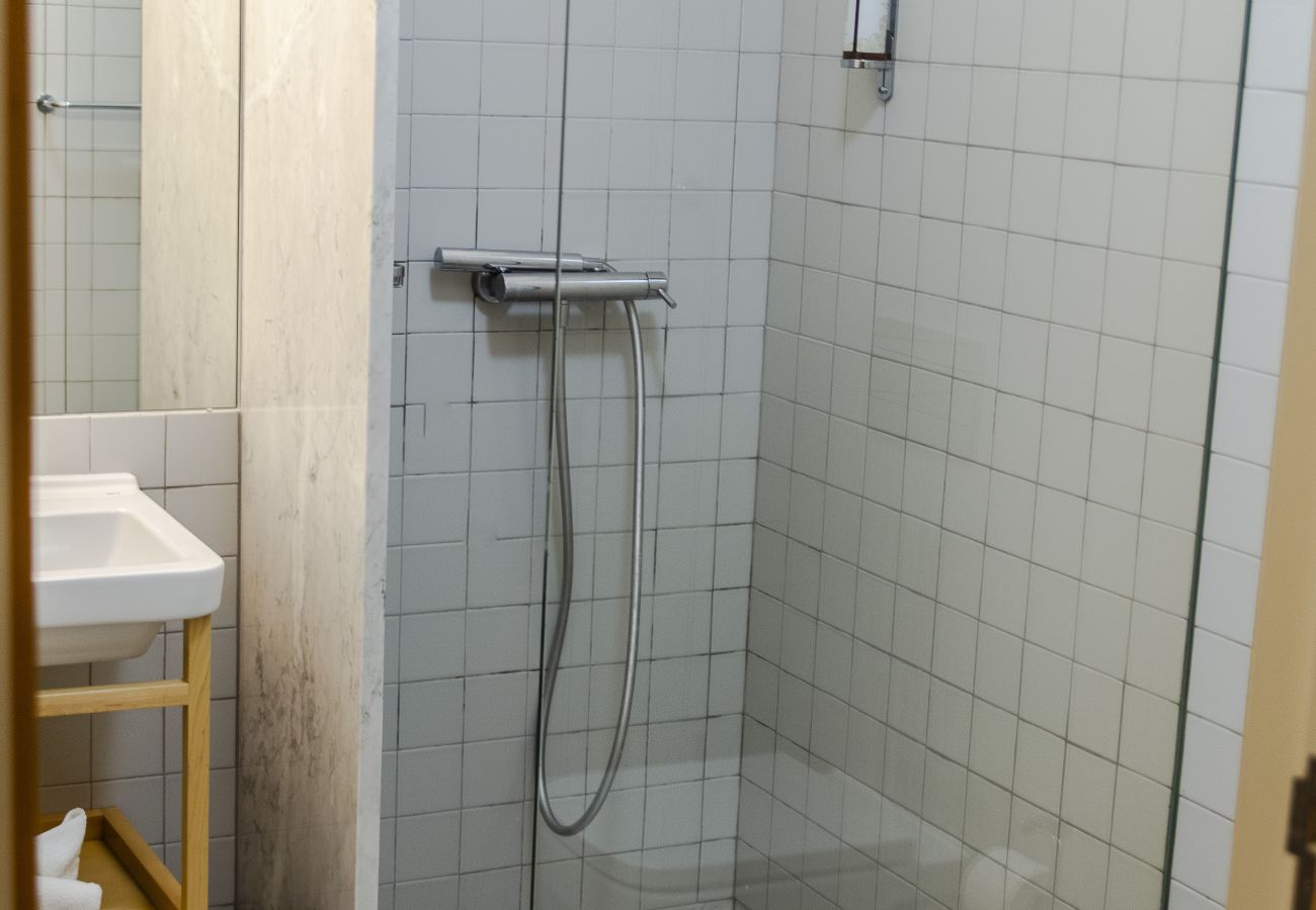 Appartement à Porto - São Bento - One bedroom apartment with balcony