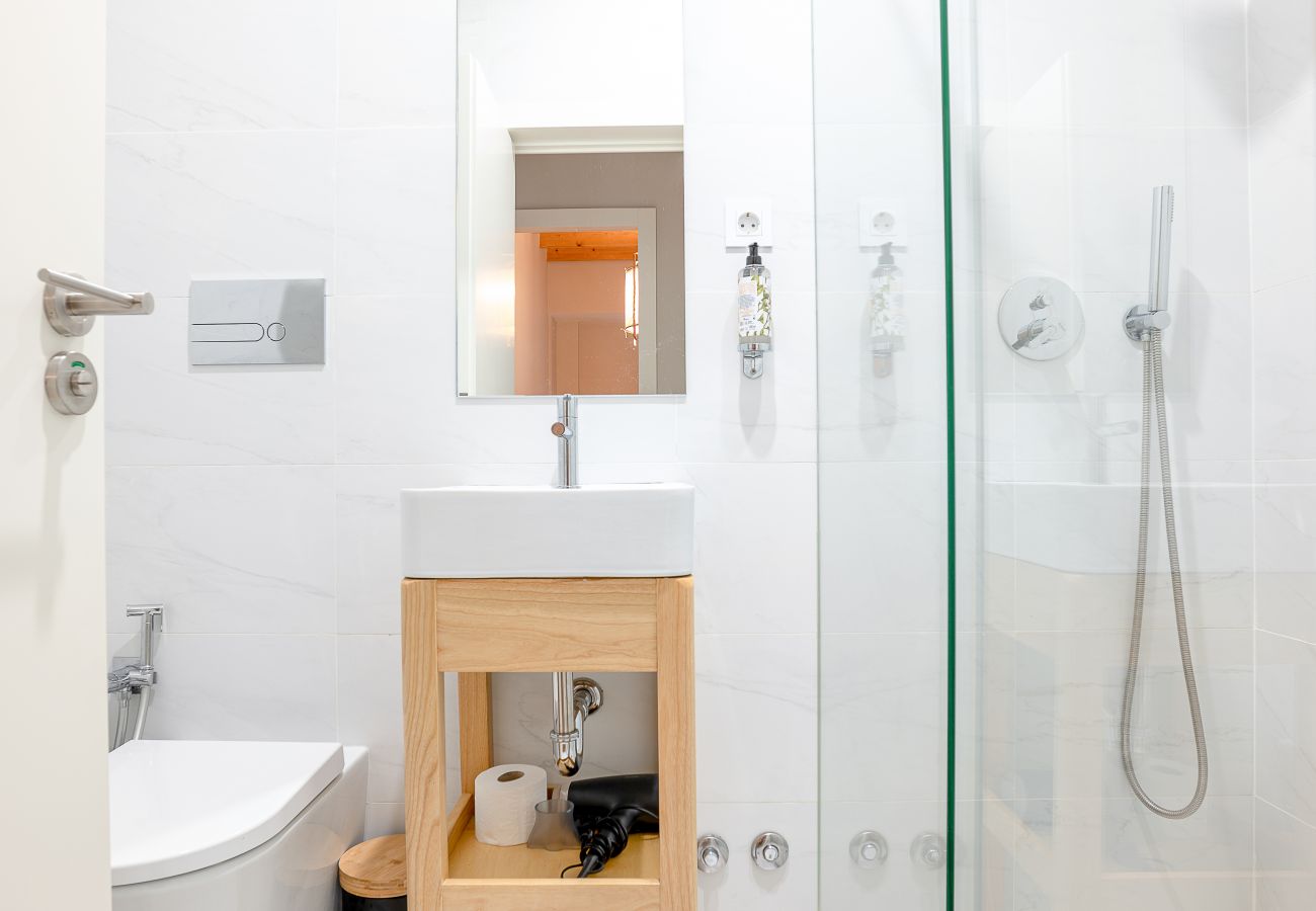 Appartement à Porto - Formosa 2 bedroom Apartment - with Garden