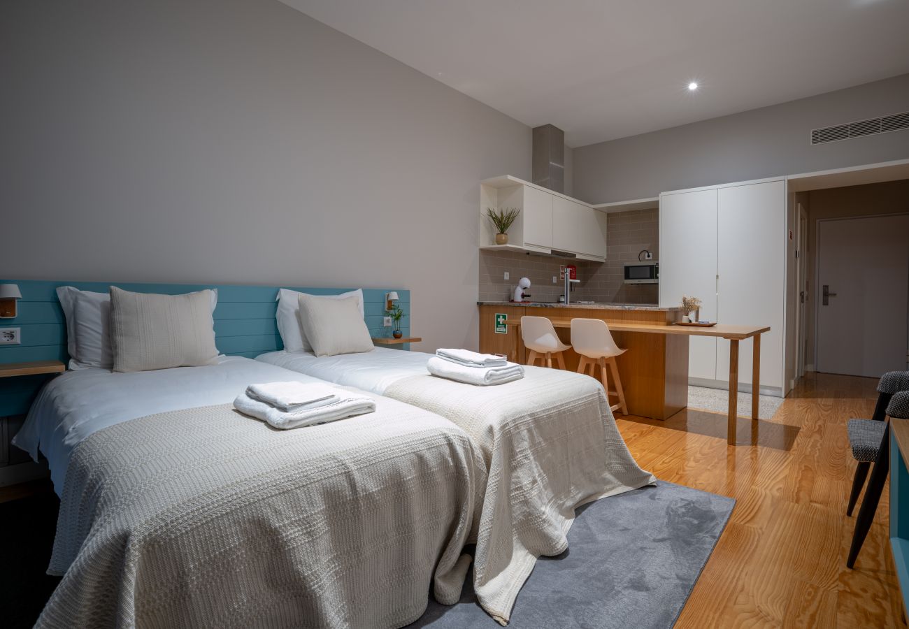 Estúdio em Porto - Flores Studio - with terrace