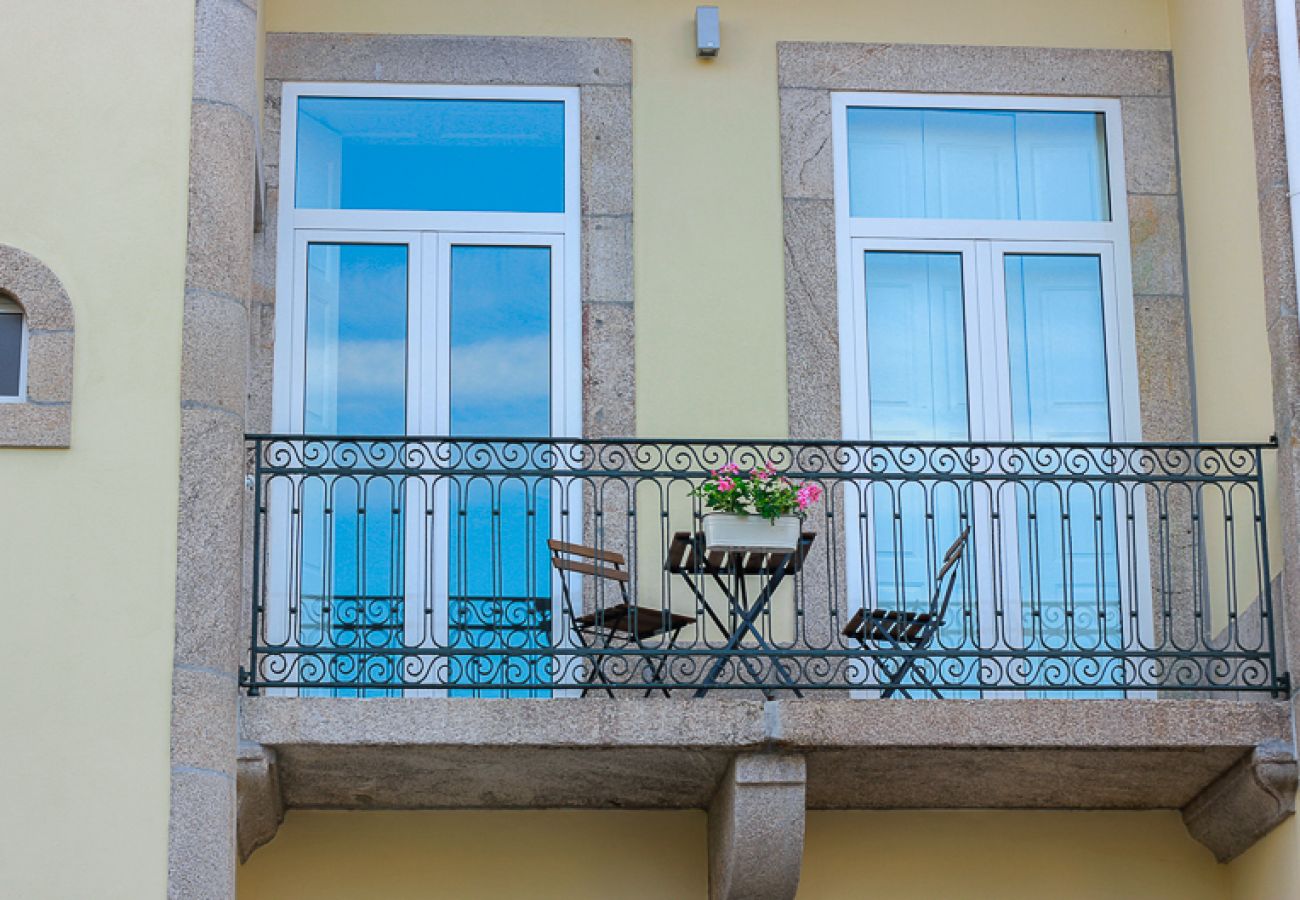 Studio in Porto - São Nicolau - Studio wtih balcony and garden view