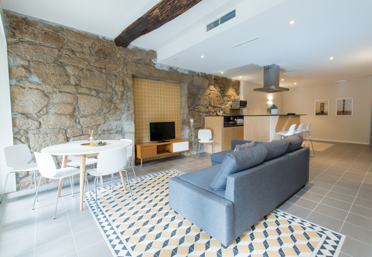 Studio in Porto - D. Maria Pia - River View Open Space Apartment