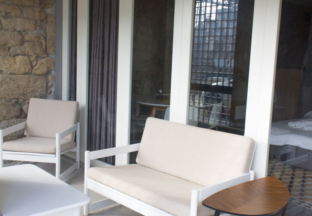 Studio in Porto - D. Maria Pia - River View Open Space Apartment